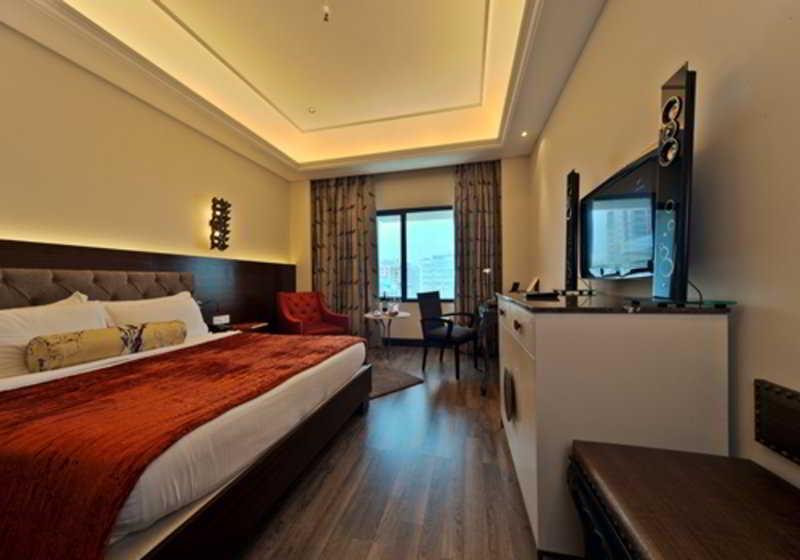Hotel Hindusthan International, Kolkata Bagian luar foto
